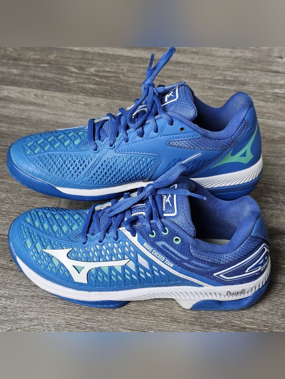 B9 Mizuno women’s Wave Exceed Tour 4 AC Tennis Pickleball shoes size 7.5